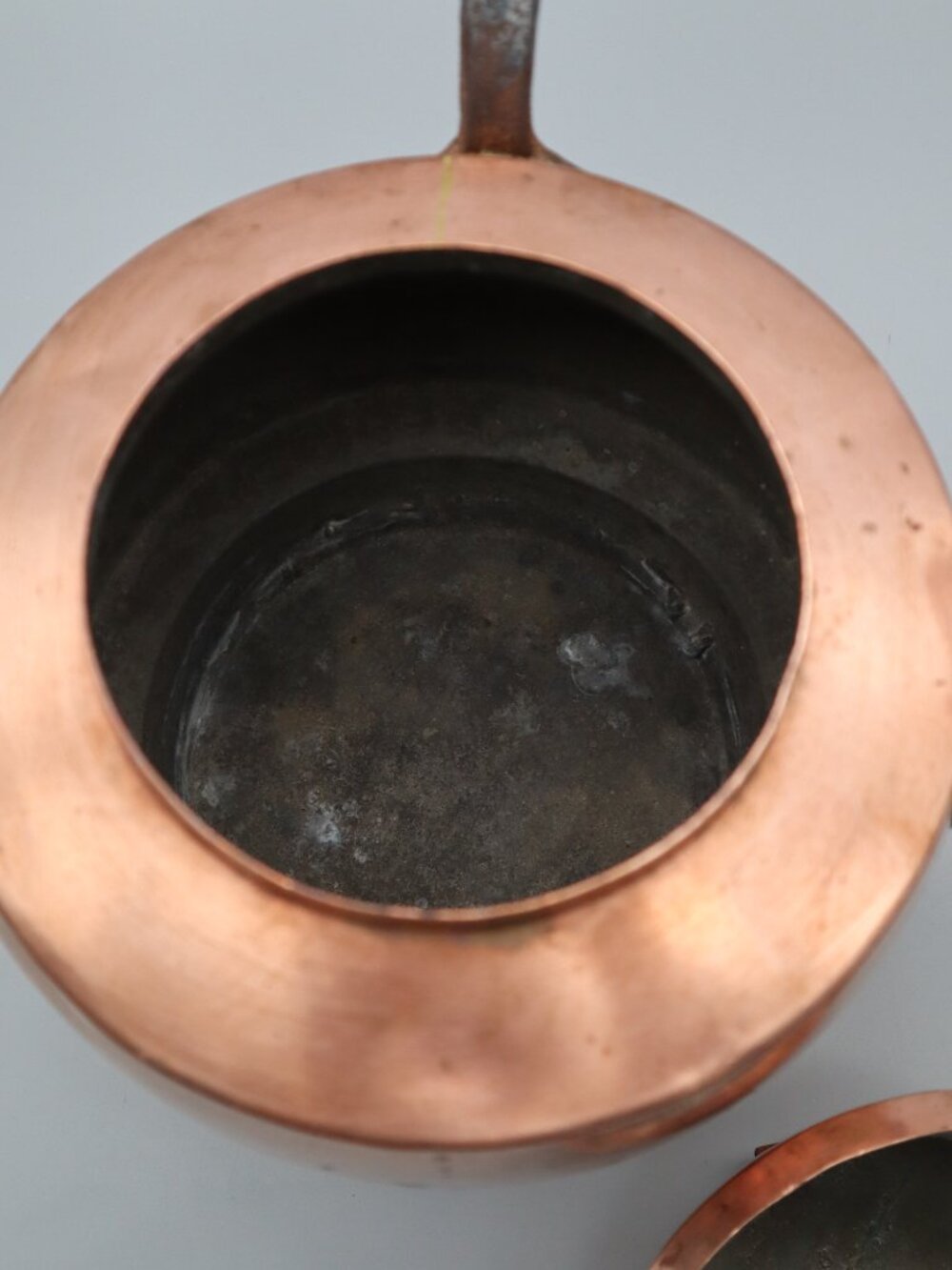 Antique 19th Century French-style Copper Kettle w/ Forged Iron Handle - Picture 7 of 11